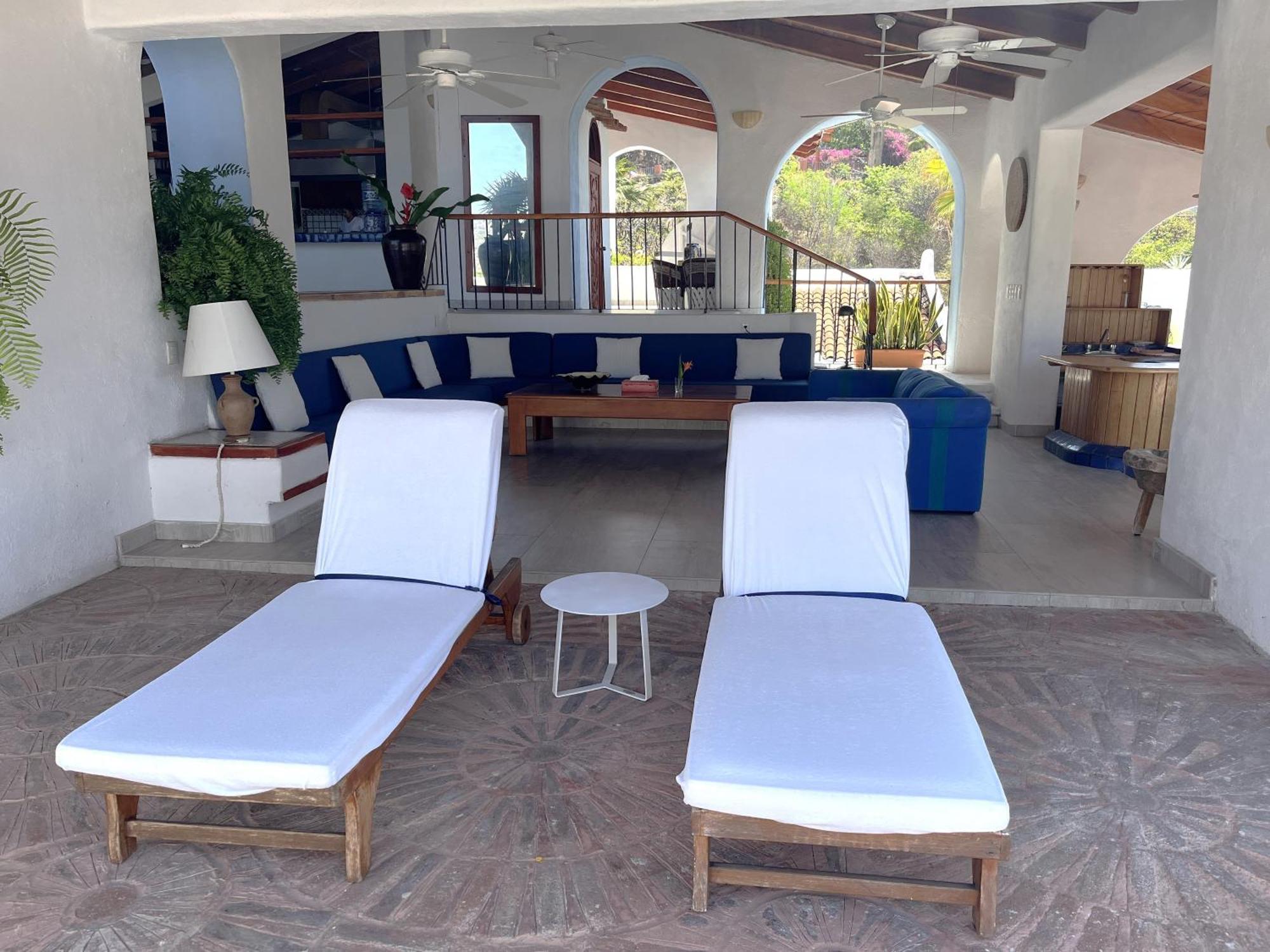 Villa De La Roca Zihuatanejo Exterior foto